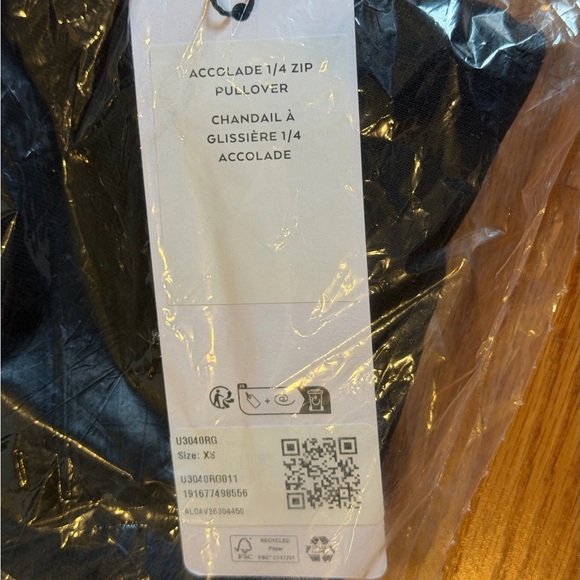 ALO Yoga Accolade Women's Black Quarter Zip Sweatshirt (Authenticity Guaranteed) - Picture 5 of 6